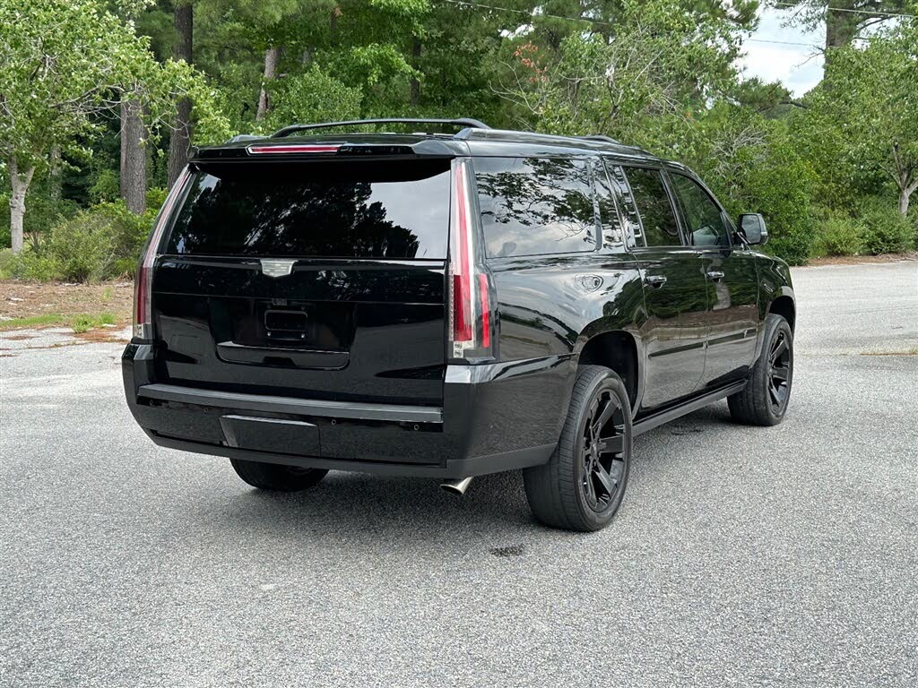 Cadillac Escalade ESV