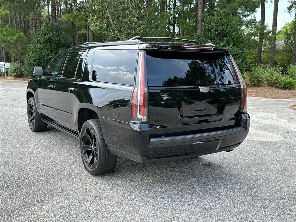 Cadillac Escalade ESV